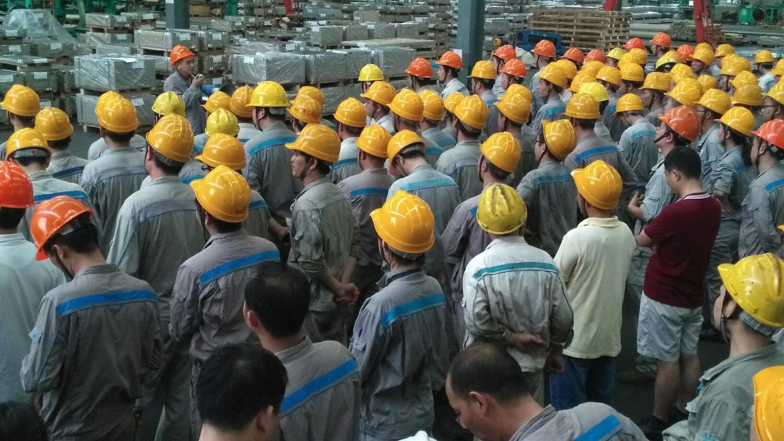 華美板材組織開展質量活（huó）動月動員大會